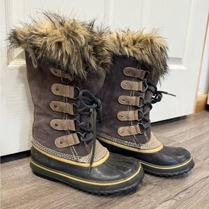 Sorel Women's Black and Brown Winter Boots